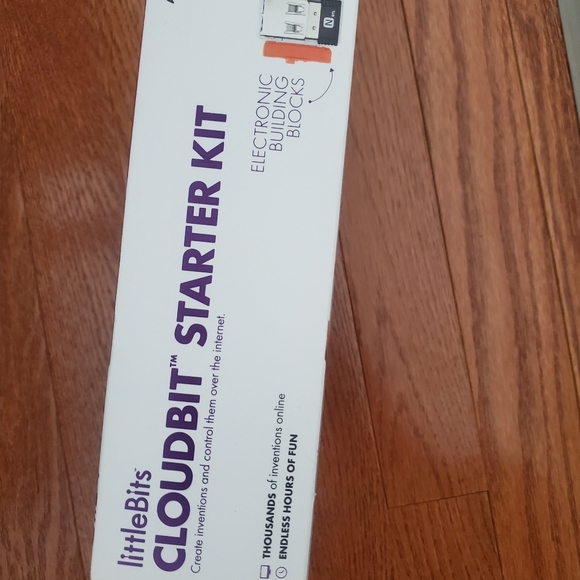 LittleBits CloudBit Electronic Inventions Starter Kit - Picture 4 of 5